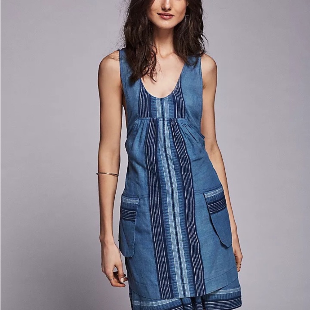 The CUTEST- never worn Free People Heirloom natural dye apron dress